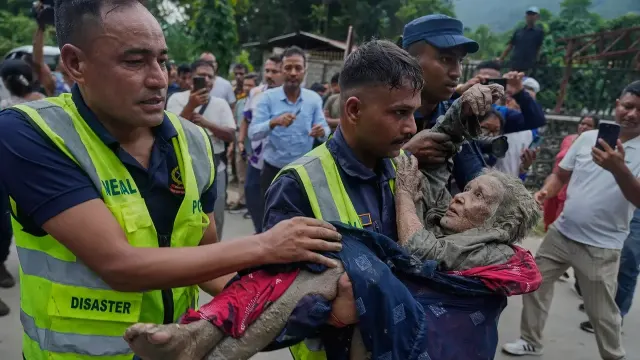 Sederet Negara Rilis Peringatan Perjalanan ke Nepal Buntut Banjir Bandang  — News