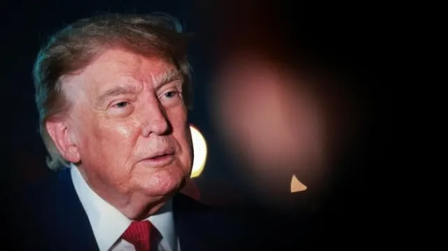 Trump Ancam Balas Serangan Iran ke Pangkalan AS: Kami Akan Pukul Keras  — Internasional